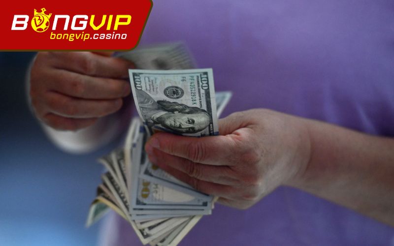 Quy định về nạp, rút tiền và các vấn đề tài chính